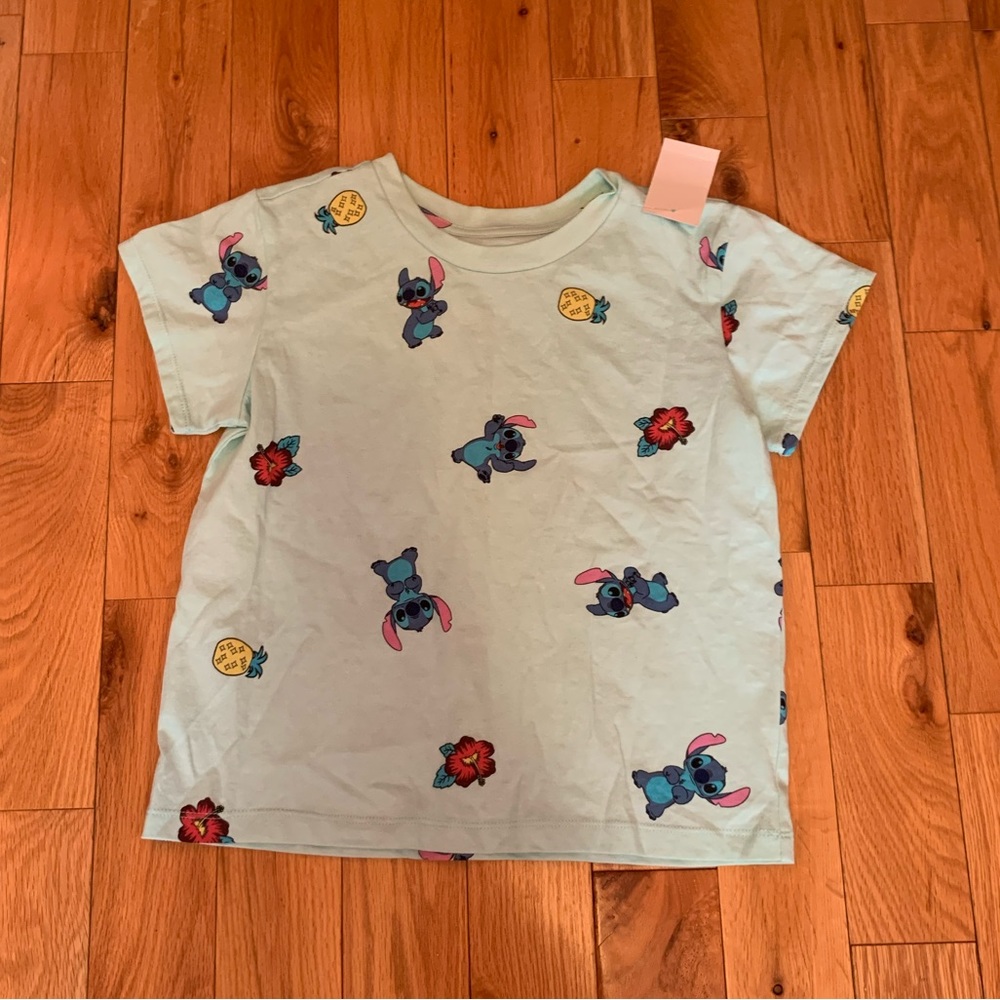 NWT Juniors Disney Stitch T-shirt